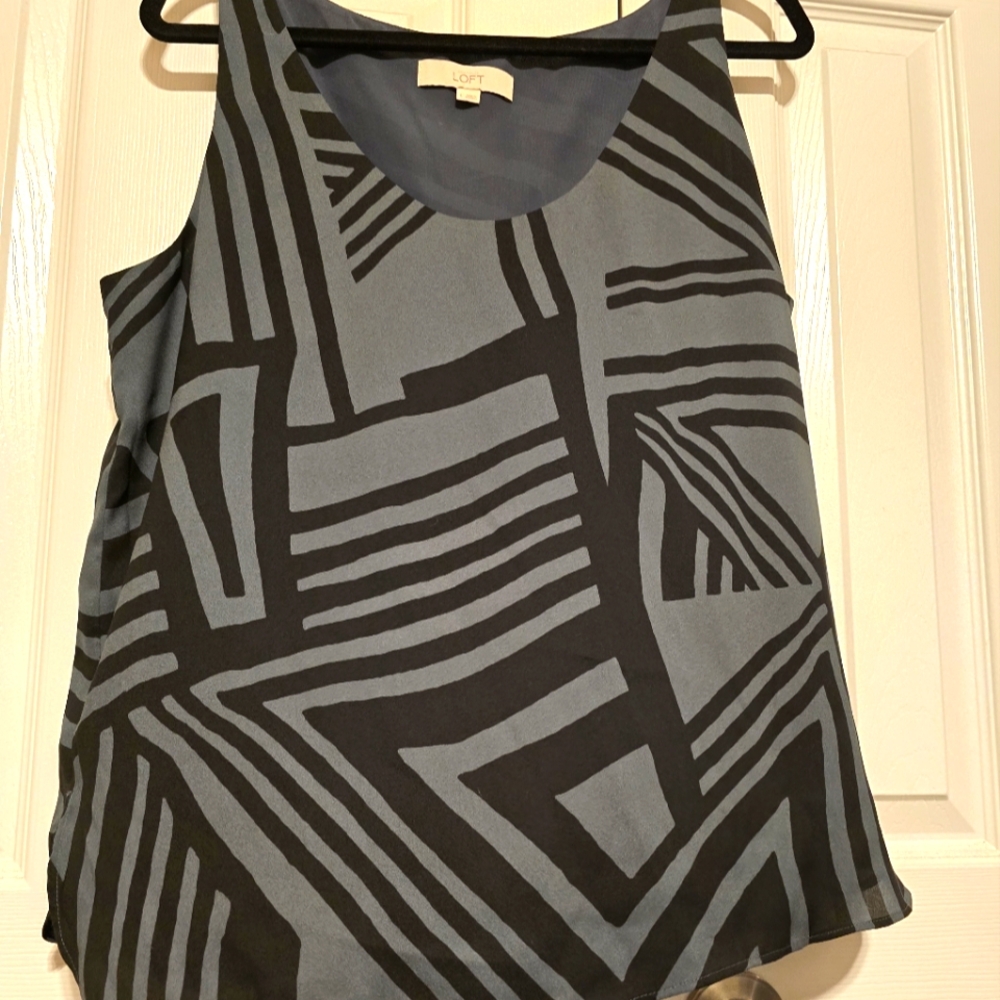 Dark Green Loft Sleeveless tops with black abstract design in size Large.